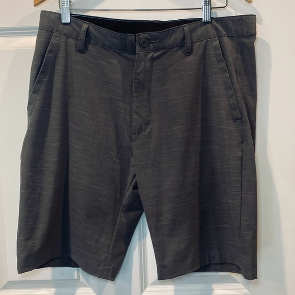 NWT Burnside 360 Hybrid Land & Sea Mens Shorts 34 Stretch quick dry, Grey NWT - Picture 1 of 14